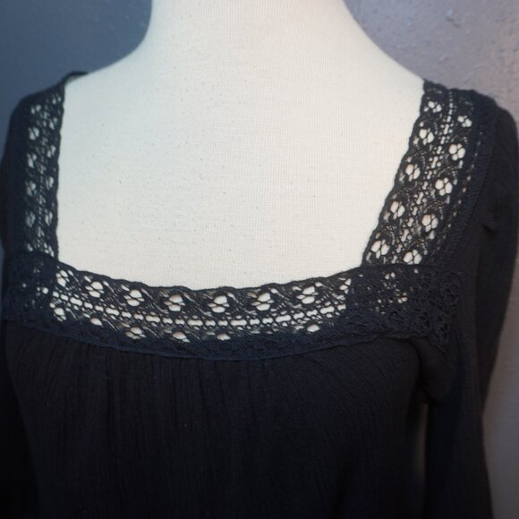 Universal Thread Women's Black Balloon Sleeve lace trim Tiered Dress Size Small - Picture 4 of 7